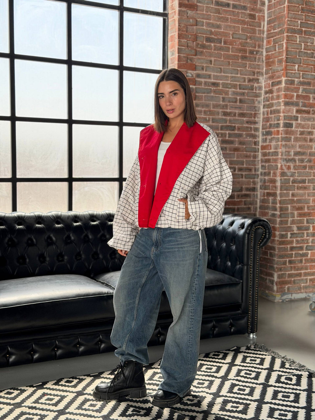 Scarlet Jacket – Neva